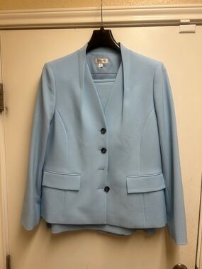 Women's Light Blue Tailored Blazer by Kasper